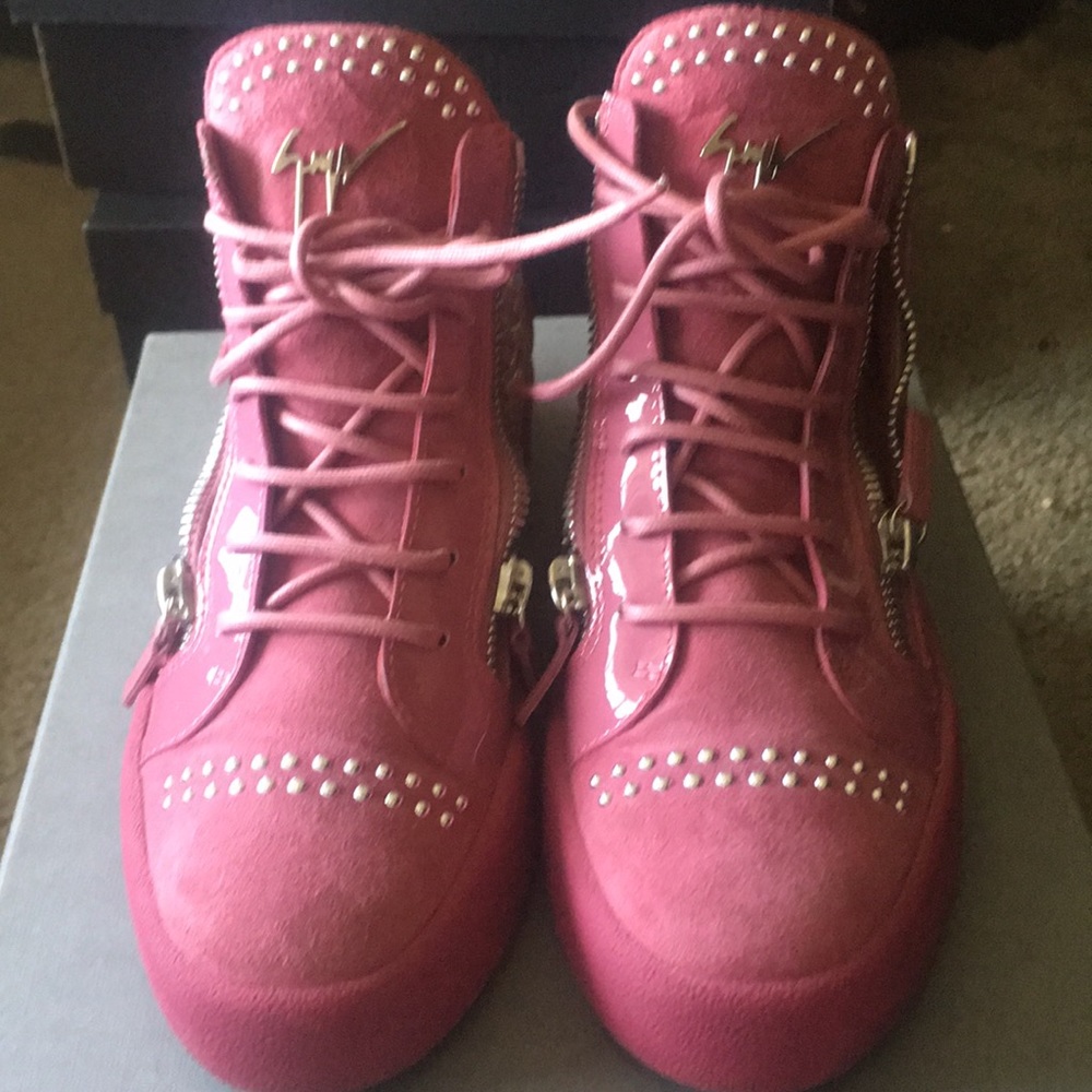 Giuseppe Zanotti - Picture 2 of 3